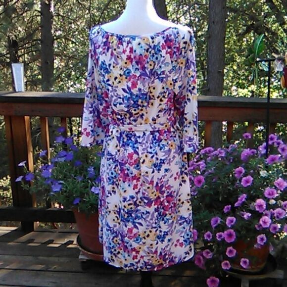 Old Navy Floral Dress - Picture 6 of 11
